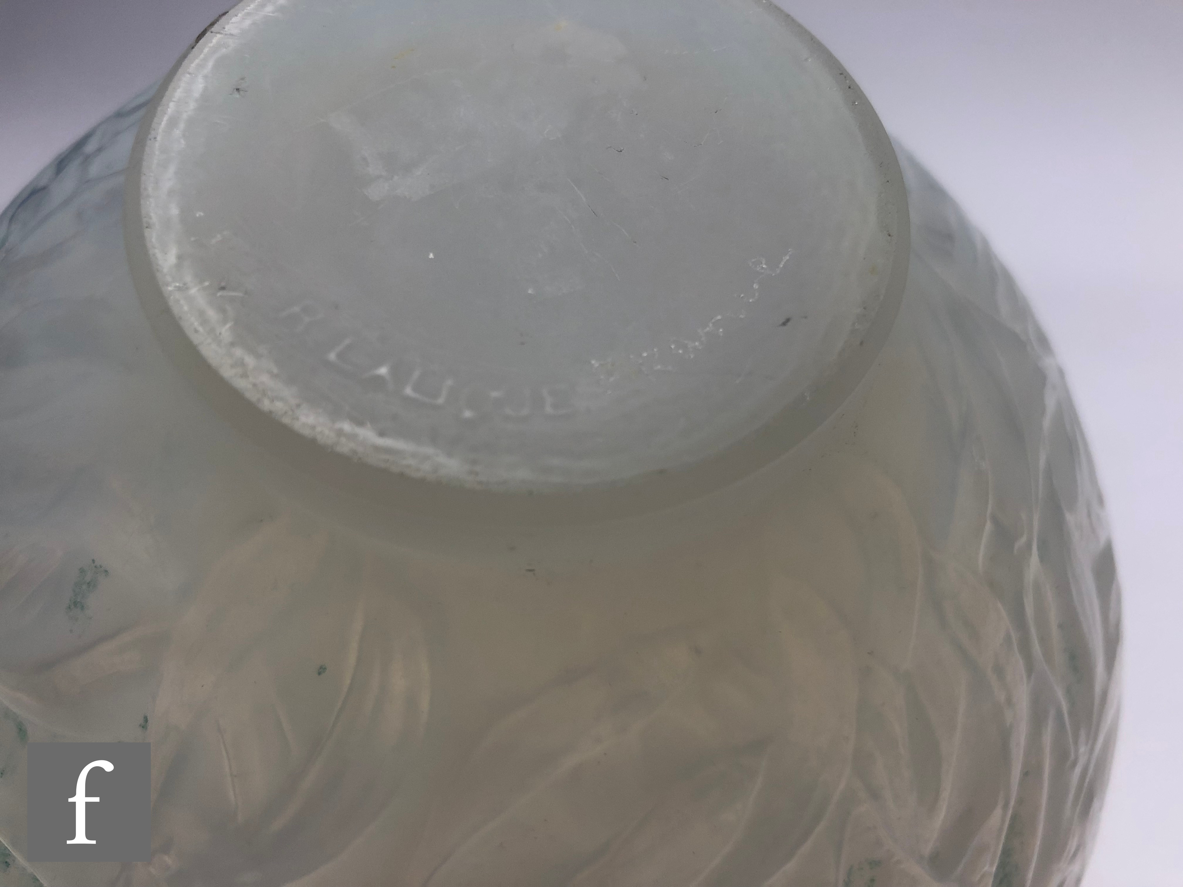 Rene Lalique - A Gui glass vase circa 1920, model 948, of footed ovoid form with shallow collar neck - Image 3 of 3