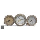 Three Smiths car clocks Nos H-2578, P-198.664, and another unnumbered, the widest 10cm diameter. (3)