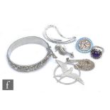 A small collection of assorted silver jewellery comprising a Shetland Silvercraft pendant with a