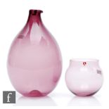 A mid 20th Century Finnish Lintupullo (or bird bottle) glass carafe designed by Timo Sarpaneva for