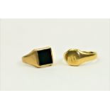 Two Gentleman's gold Rings, to include an 18ct gold Signet Ring and a 9ct gold Ring with square