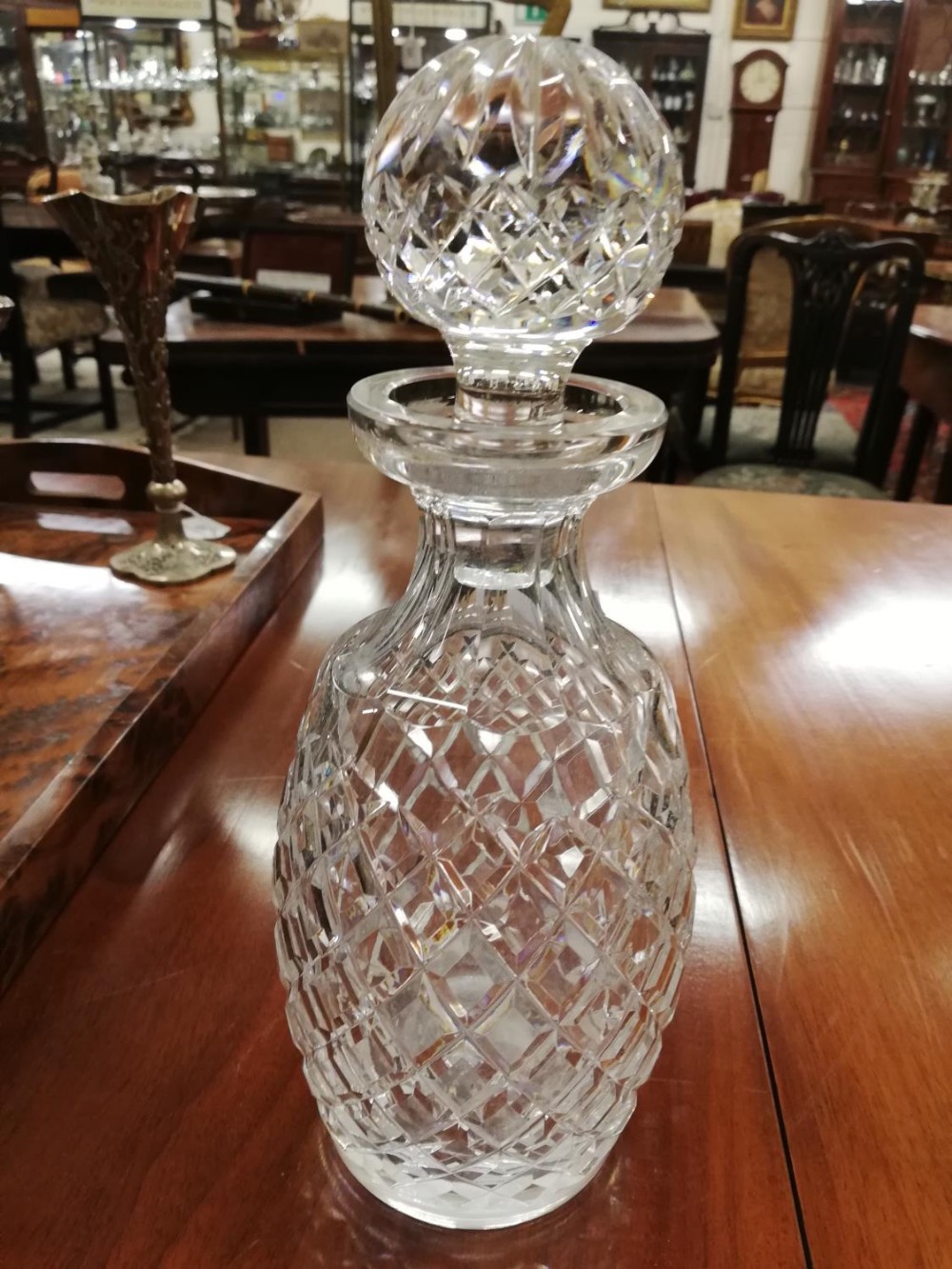 A collection of Waterford and other crystal Glass, comprising four decanters, a pair of jars with - Bild 7 aus 19