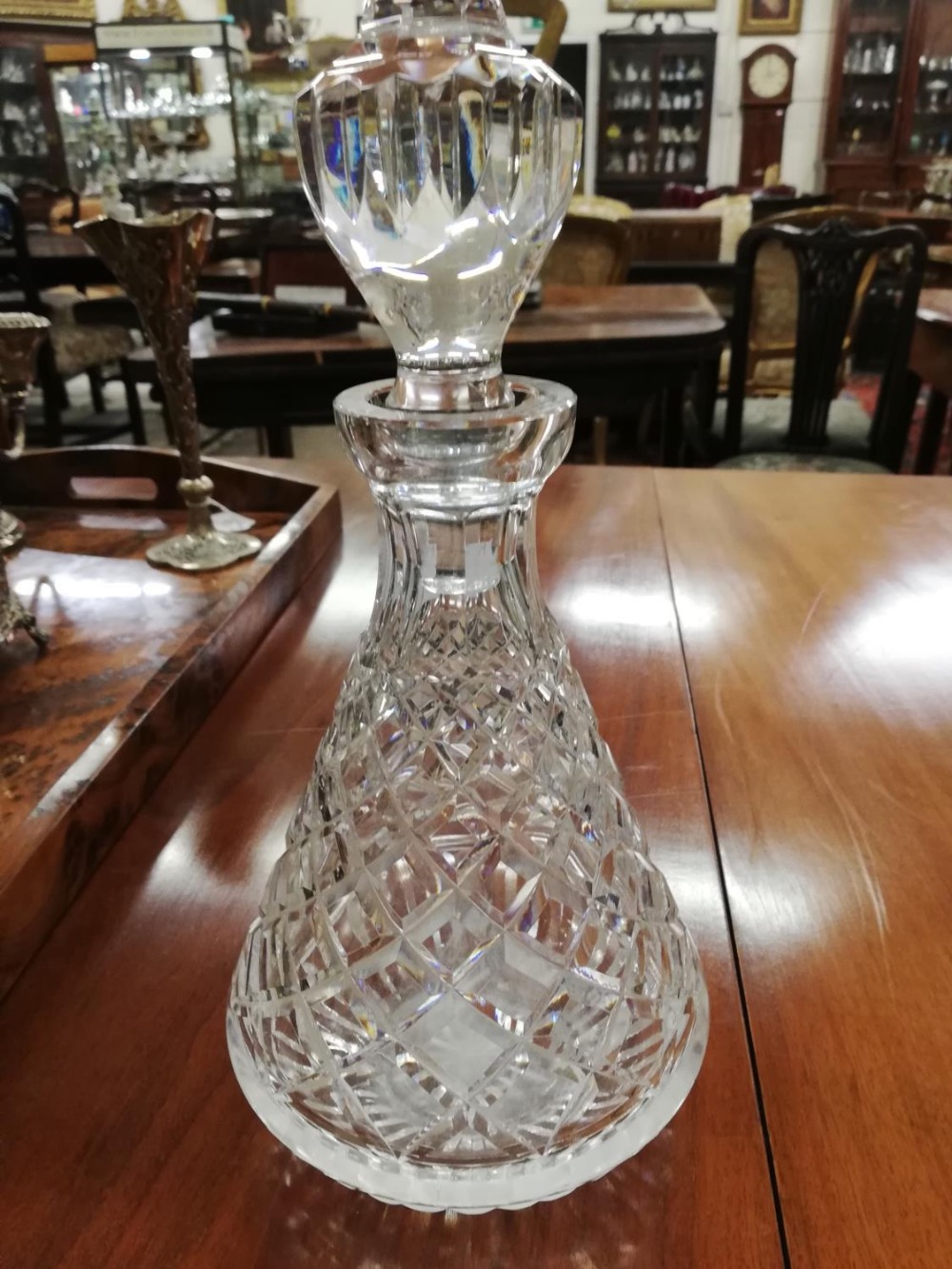 A collection of Waterford and other crystal Glass, comprising four decanters, a pair of jars with - Bild 6 aus 19