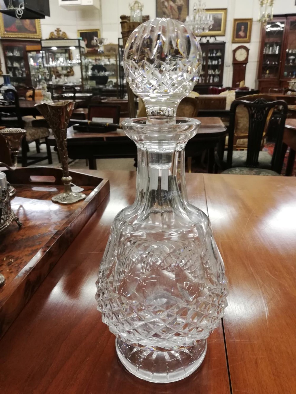 A collection of Waterford and other crystal Glass, comprising four decanters, a pair of jars with - Bild 9 aus 19