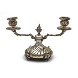 Piccolo candelabro a due luci - Small candlestick with two lights