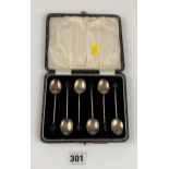 Cased set of 6 silver berry spoons, total w: 1.1 ozt