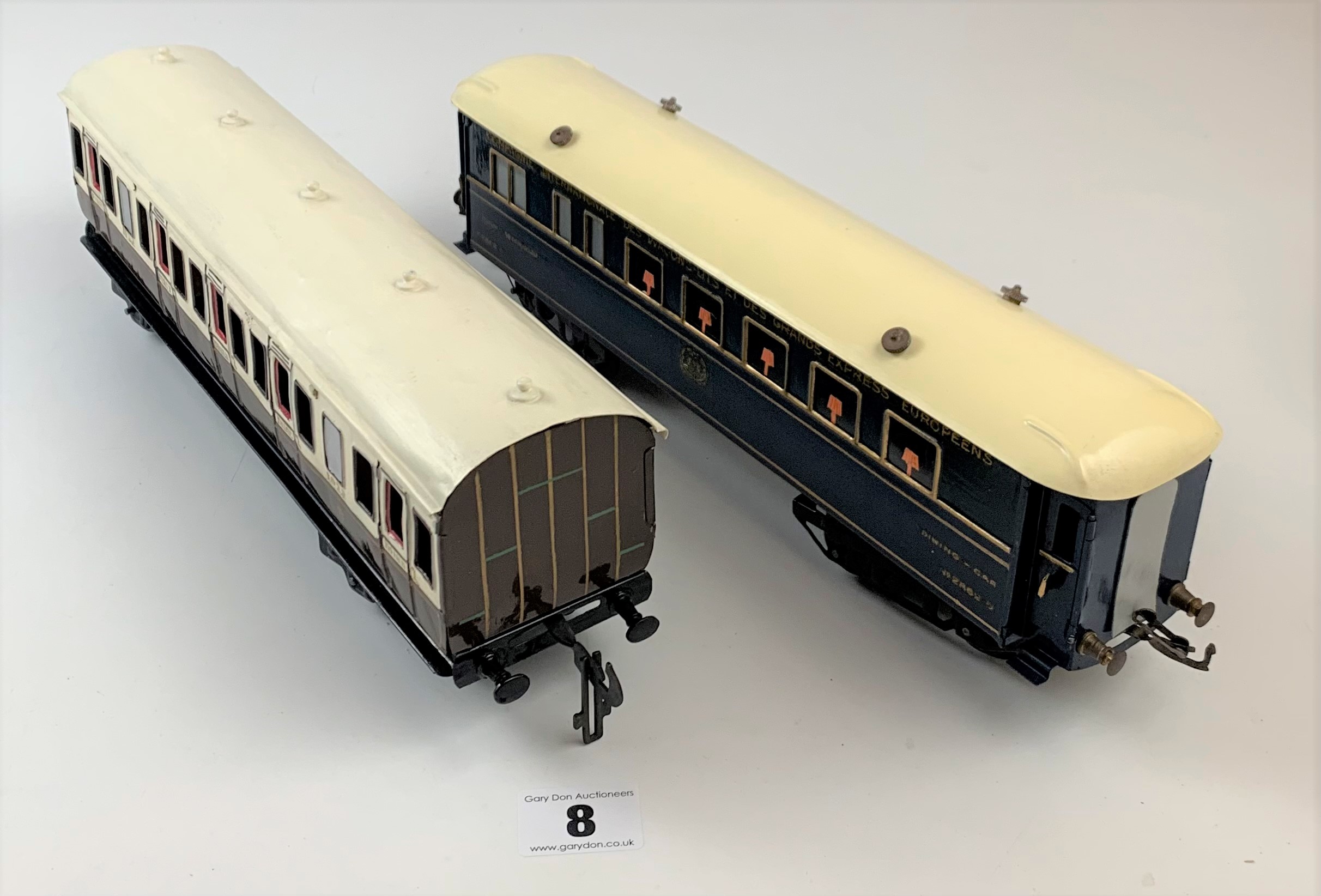 Hornby ‘O’ gauge 8w Bogie Riviera dining car 1929 (restored) and Carette ‘O’ gauge 8w Bogie North - Image 4 of 6