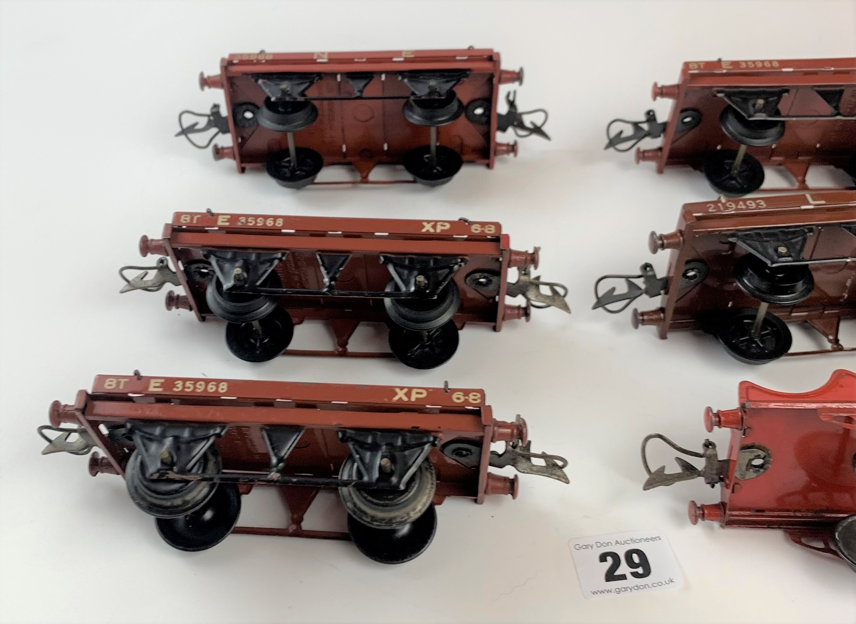 Hornby ‘O’ gauge 3 flat trucks 4w E35968- 1954-57, 1 NE flat truck E35968 1948, 1 flat truck LMS - Image 3 of 7