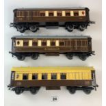 3 x Hornby ‘O’ gauge 8w saloon coaches – Arcadia, Verona and pre-1930’s, restored 1960