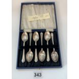 Cased set of 6 silver Walker & Hall teaspoons, total w: 2.6 ozt