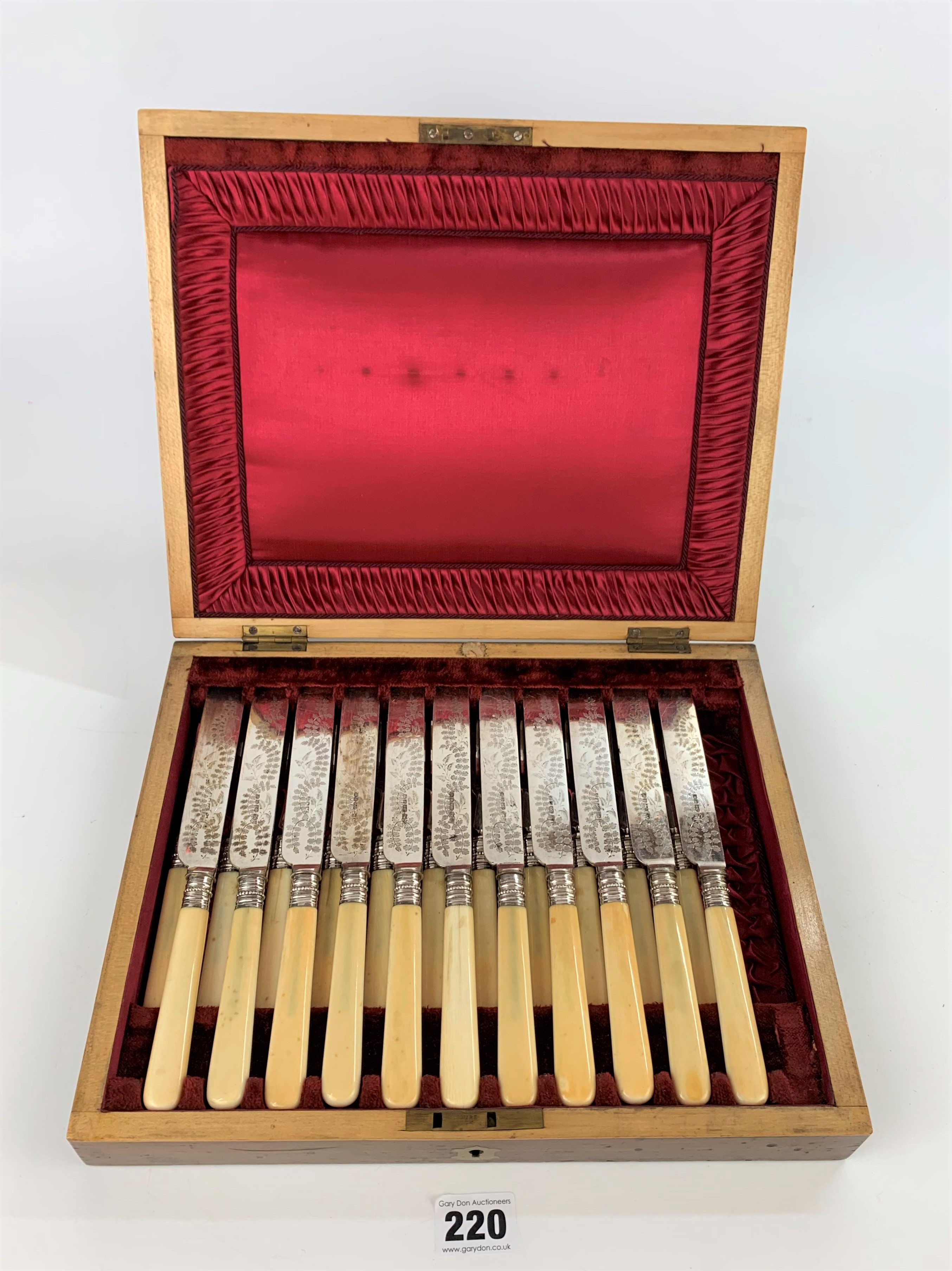 Cased canteen of 11 engraved plated and bone handled knives and 11 forks (1 knife and 1 fork - Image 2 of 8