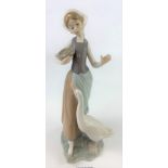 Lladro figure – girl with goose. Good condition