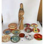 Large wooden parrot 24” high, boxed set of 4 Camembert plates, 6 Ella Doran Tropical Fruit plates,