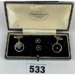 Cased set of 18k gold and black stone cufflinks and collar studs, total w: 9.5 gms