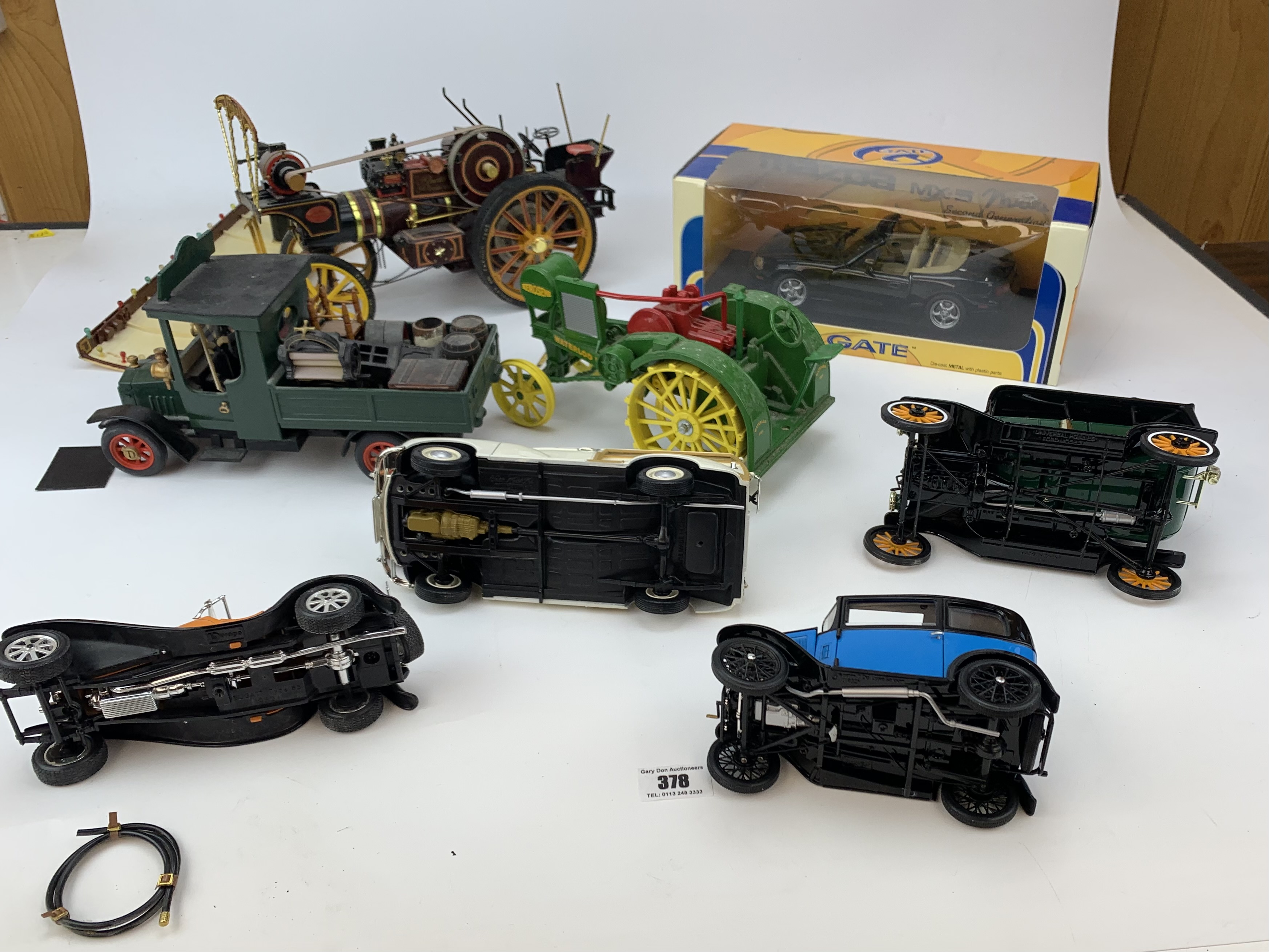 5 loose model cars, boxed Gate Mazda NX5, model Museum of Steam Tom Varley and Waterloo Boy tractor - Image 14 of 17