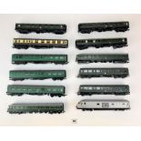 12 items 4 Hornby engines+ carriages,2 Bachmann engines, Hornby engine, Mainline carriage carriage