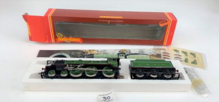 Boxed Hornby Railways RO53 LNER class B17 locomotive ‘Manchester United’
