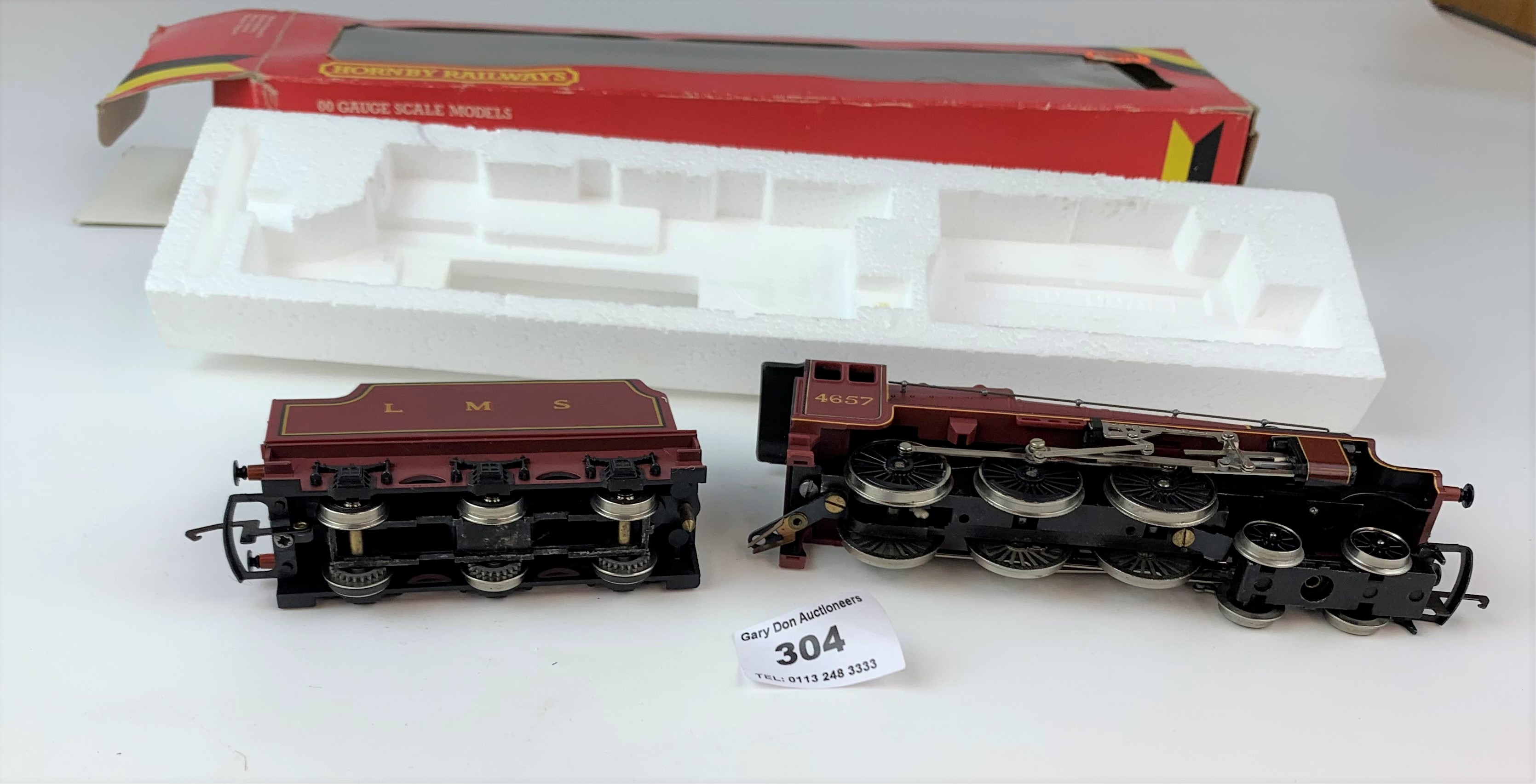 2 boxed Hornby 00 locomotive – R305 LMS Coronation Class ‘Duchess of Abercorn’ R842 LMS Class 5 Loco - Image 8 of 8