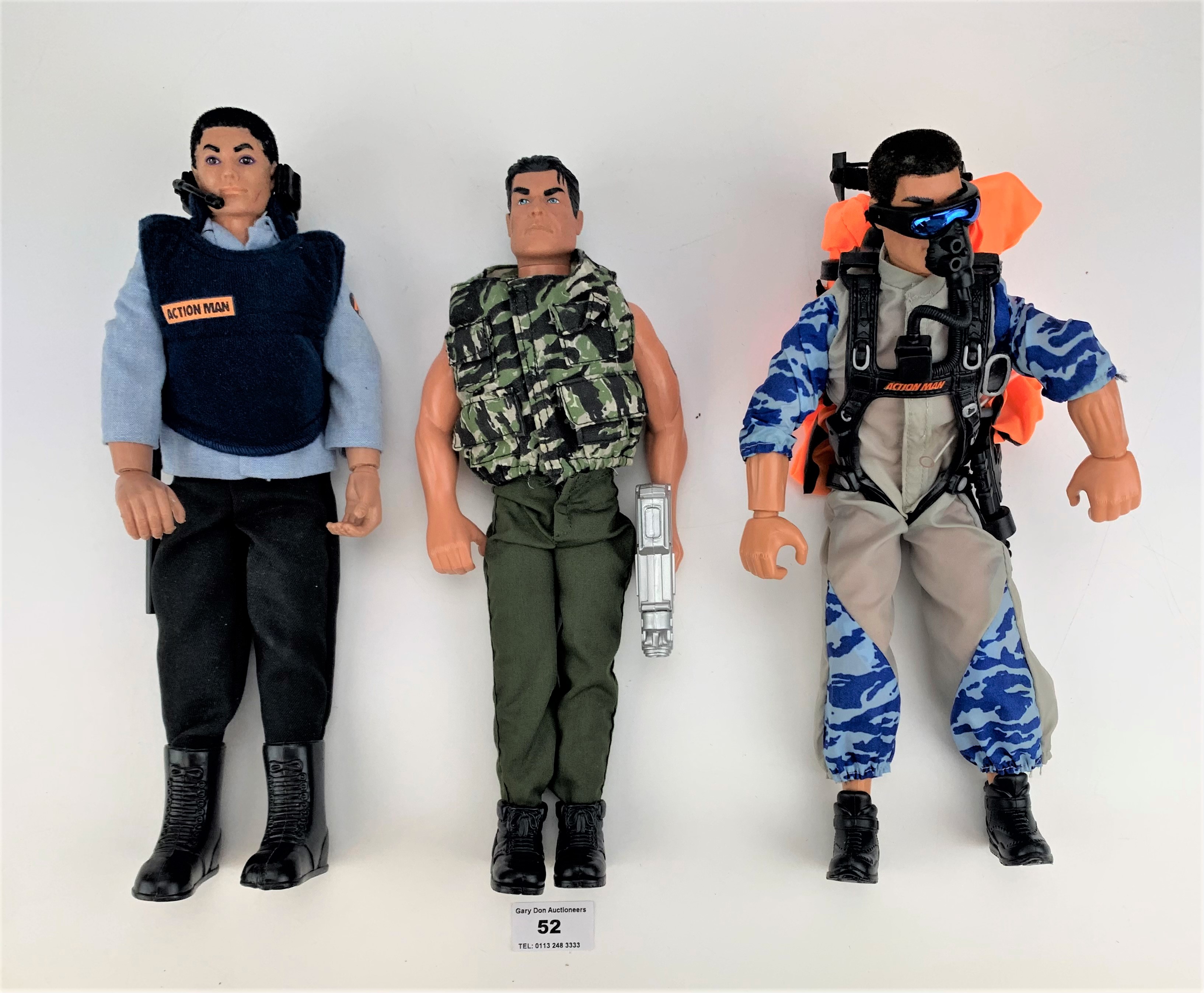 3 Action Men figures