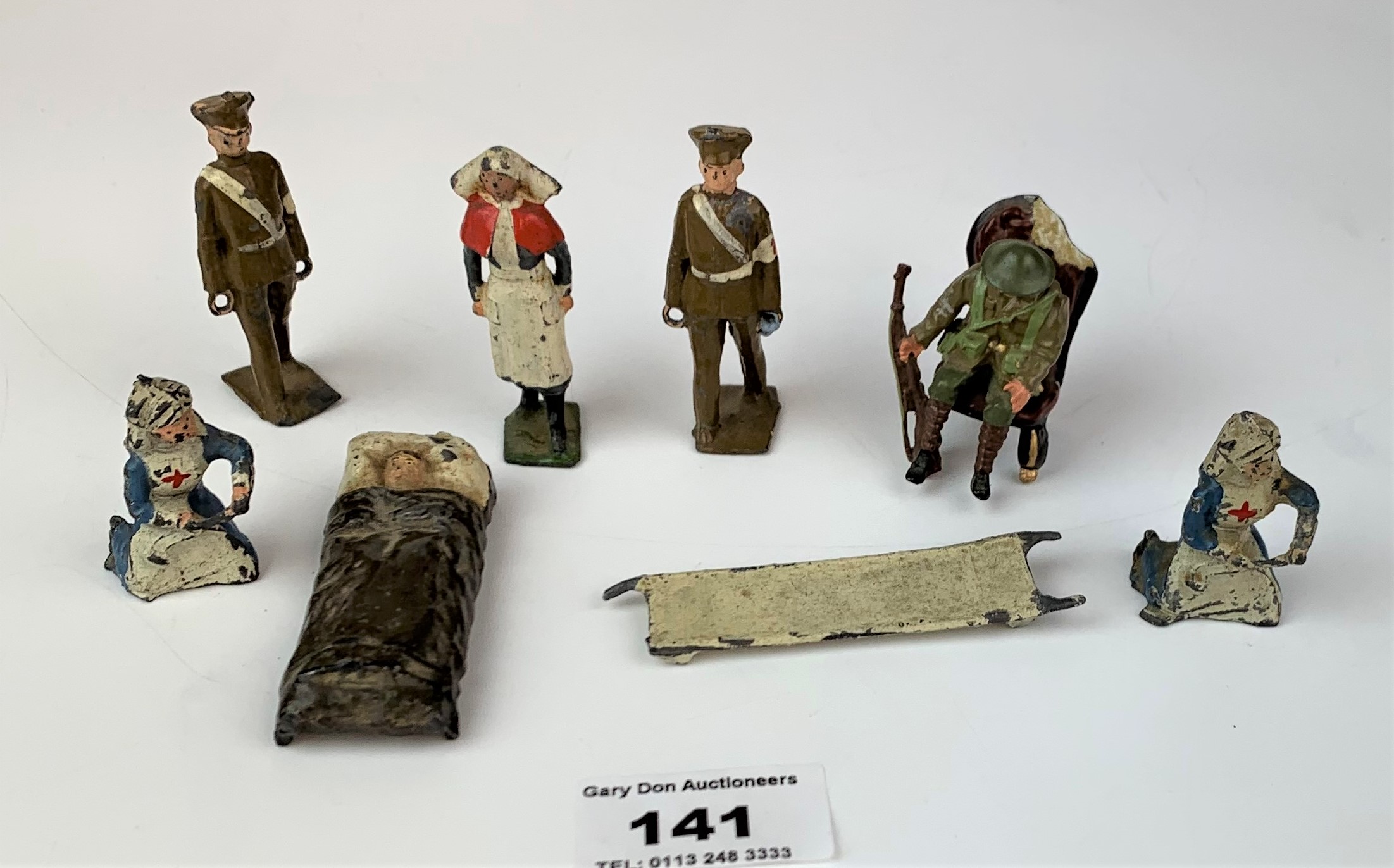 8 piece Britains World War I ambulance set inc. Bed, stretcher, nurses, soldiers & patients