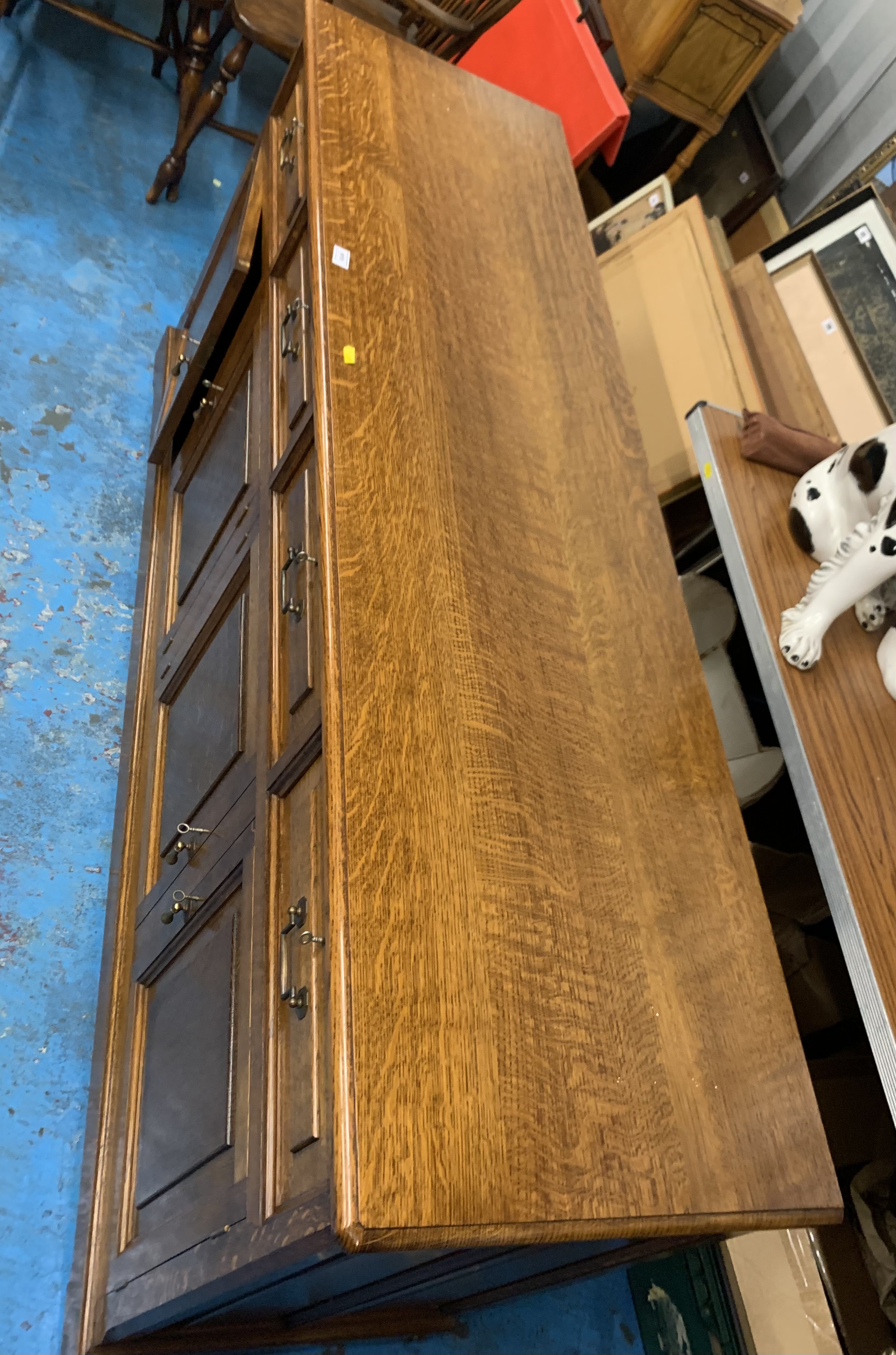 Shaw & Riley Seahorse oak sideboard with 2 double cupboards and 4 drawers, 67”l x 18”d x 32”h - Image 5 of 8