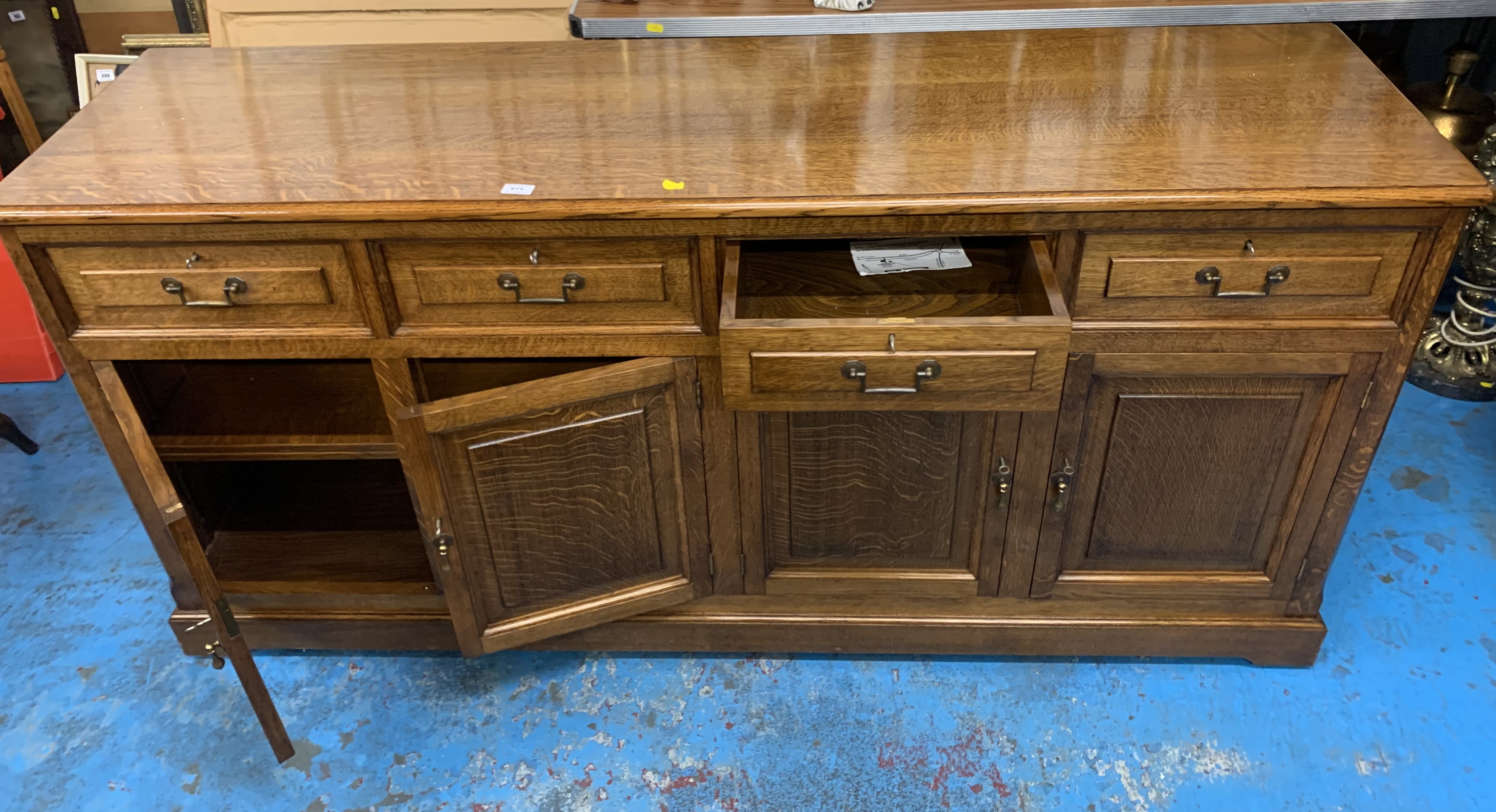 Shaw & Riley Seahorse oak sideboard with 2 double cupboards and 4 drawers, 67”l x 18”d x 32”h - Image 3 of 8