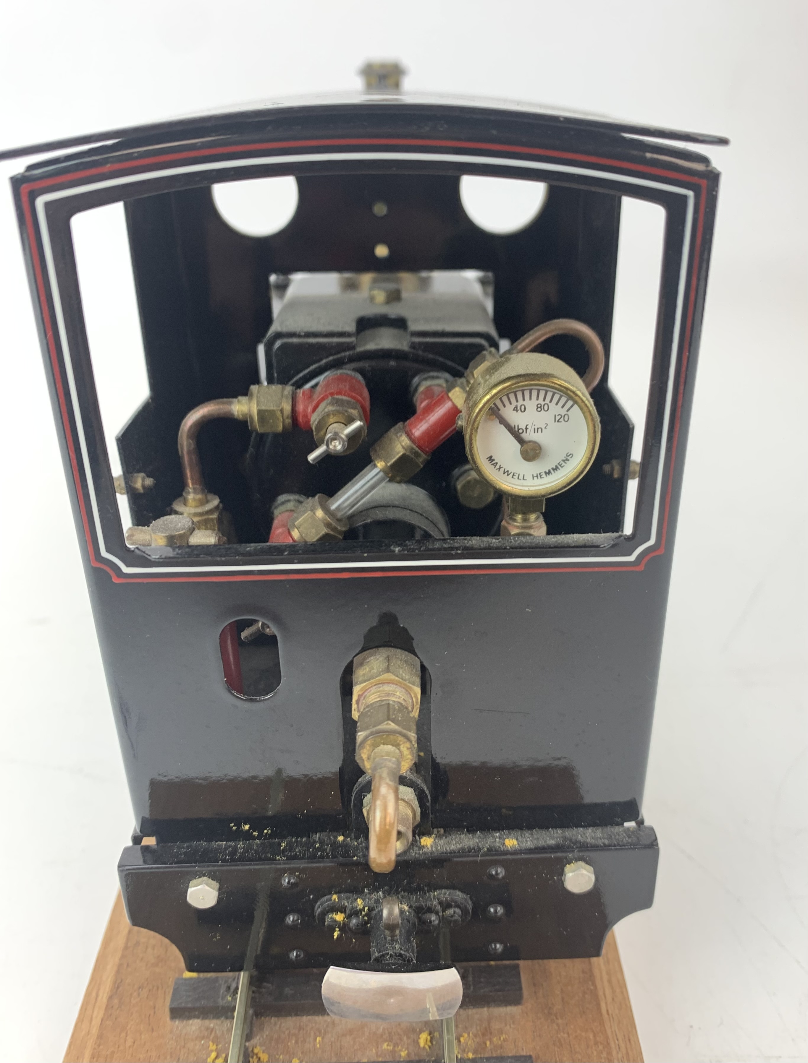 Steam train ‘Ogwen’ wood base and rail and receipt from Maxwell Hemmens Precision Steam Models - Image 6 of 6