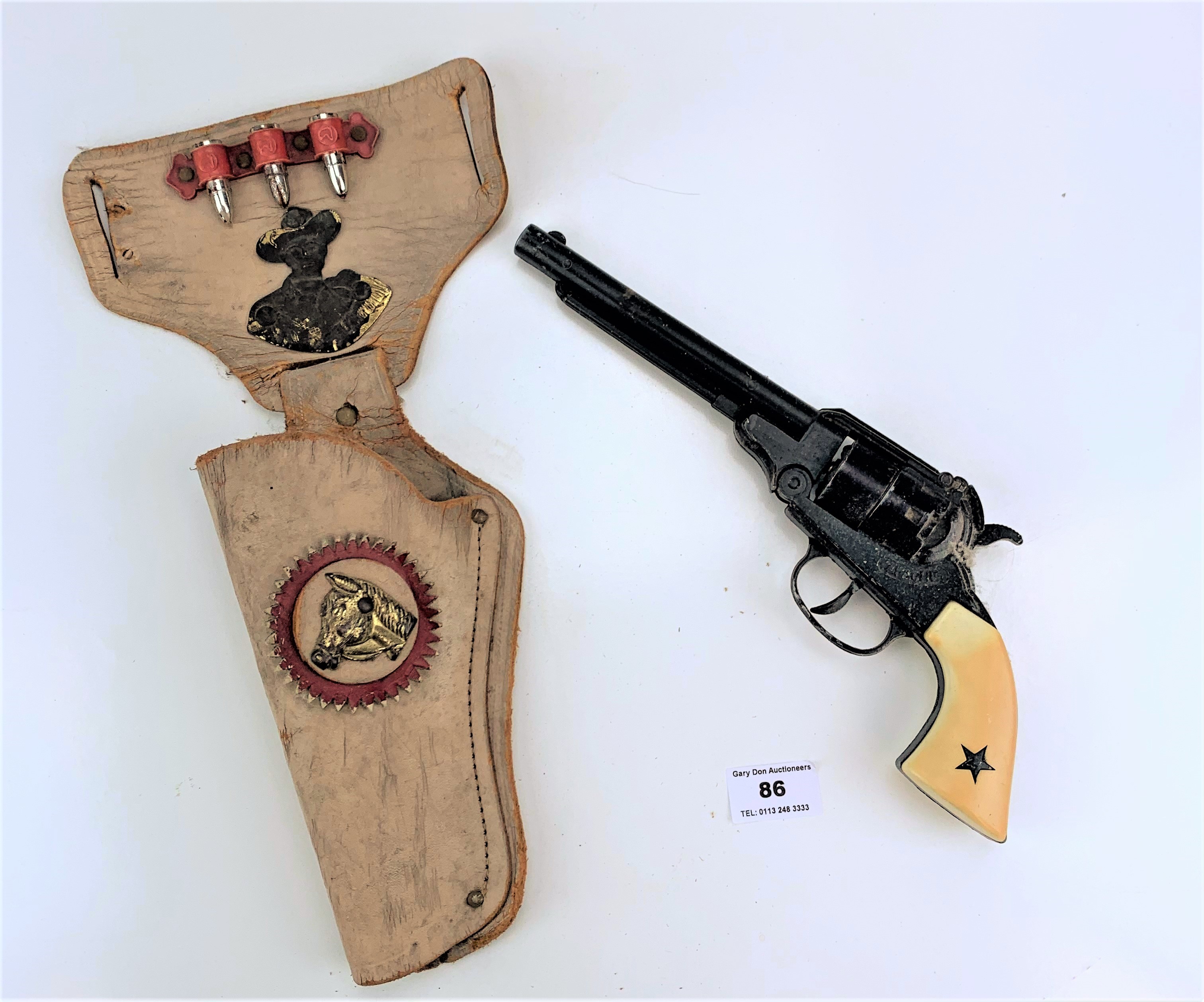 Apache toy cowboy gun, holster and bullets - Image 2 of 3