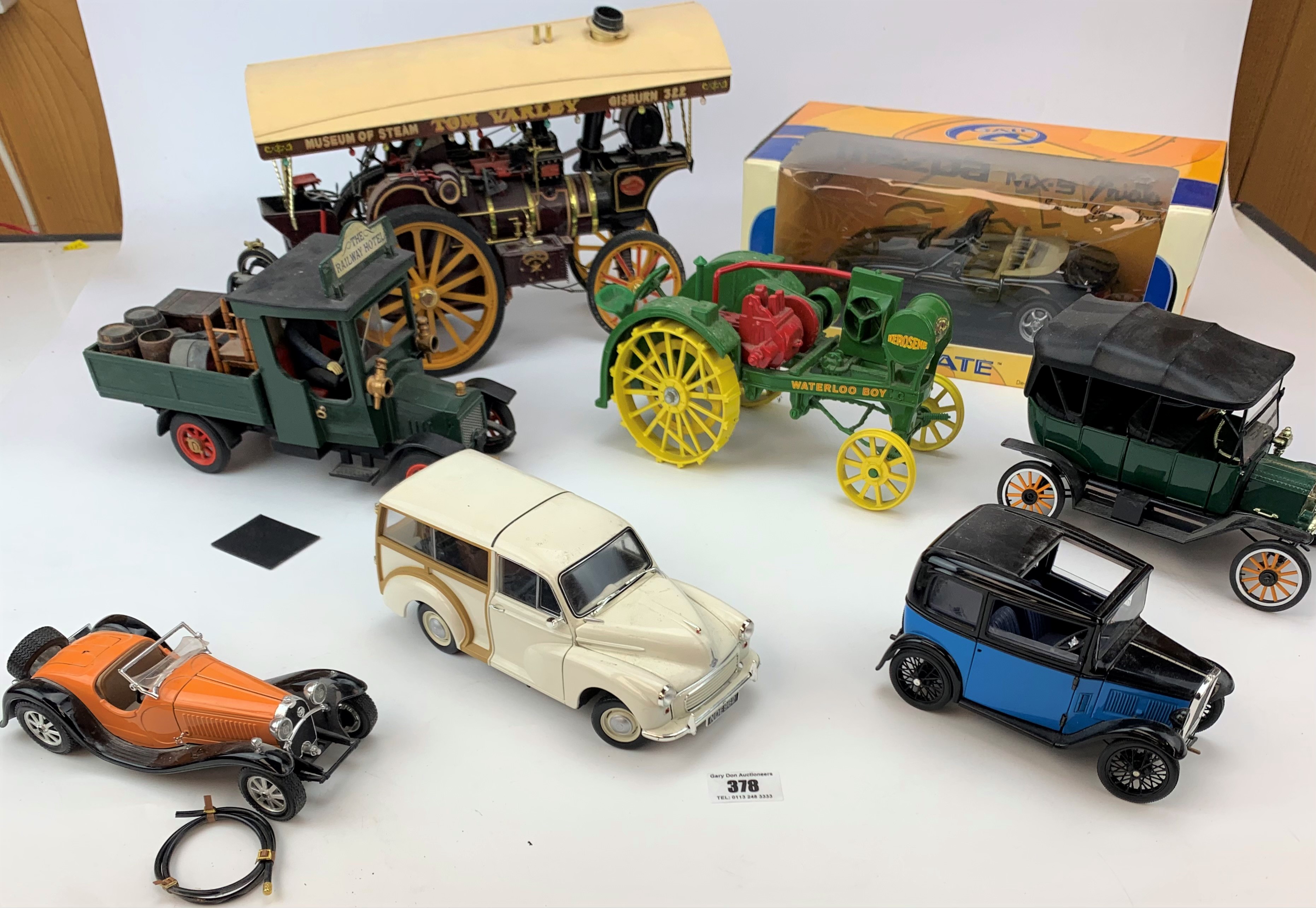 5 loose model cars, boxed Gate Mazda NX5, model Museum of Steam Tom Varley and Waterloo Boy tractor - Image 2 of 17