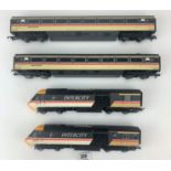 2 loose Hornby Intercity engines and 2 loose Intercity carriages
