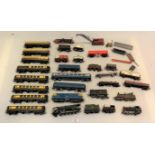 Quantity of loose Hornby Triang coaches, wagons and vans