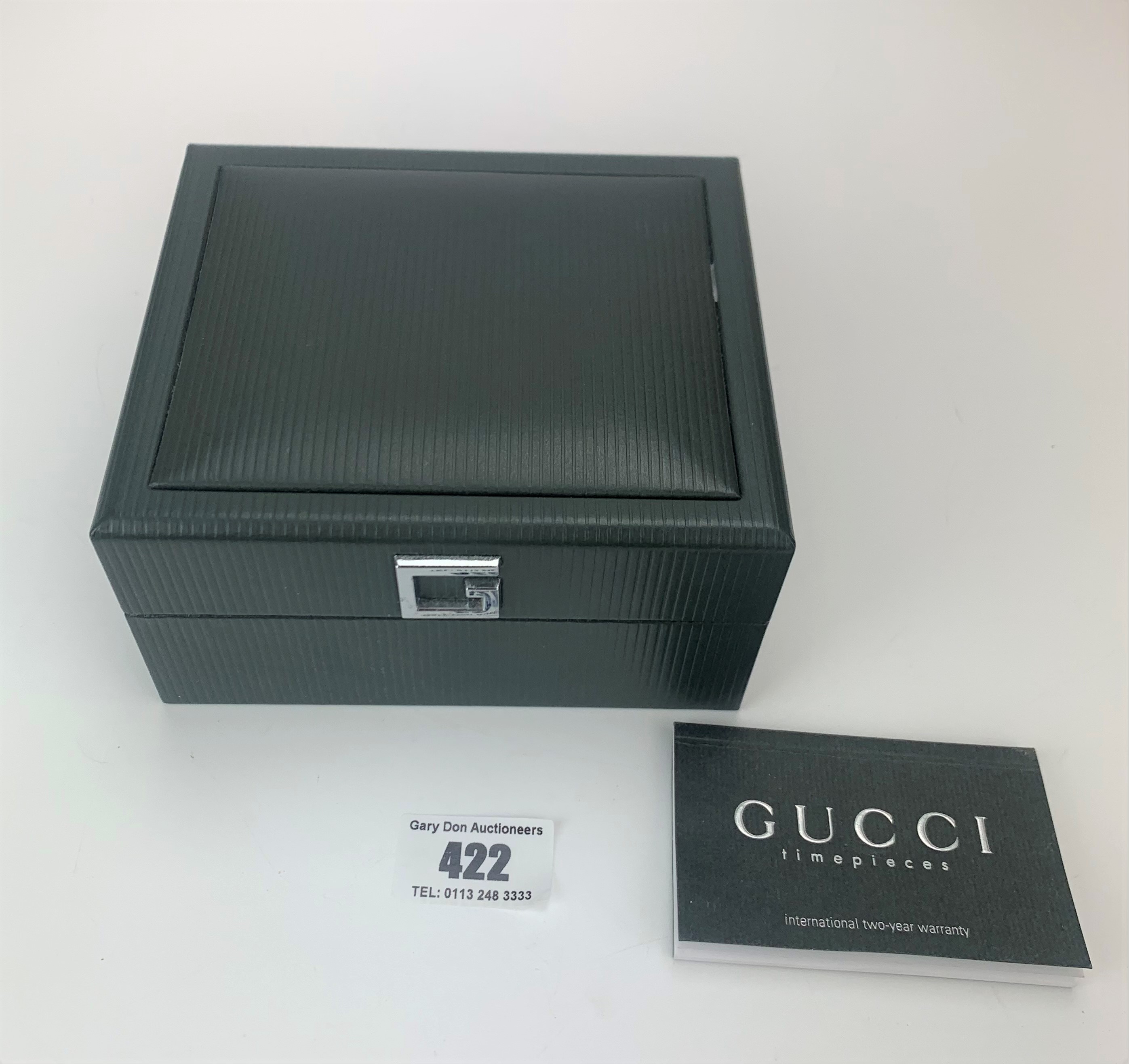 Boxed Gucci stainless steel gents watch with instructions, not running - Image 2 of 9