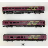 2 loose Bachmann Transpennine Express engines and 1 carriage