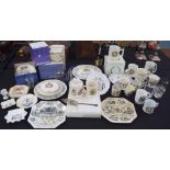 Royal Doulton 1911 Coronation commemorative part tea set, comprising six tea cups and saucers, six