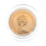 Elizabeth II 1980 full sovereign coin, in a perspex case, 8gm