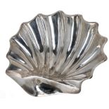 Atkin Brothers silver scallop shell dish, raised on three small conch shell feet, Sheffield 1901,