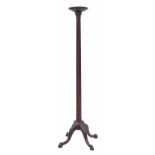 Georgian style mahogany reeded torchere, raised on carved cabriole legs and claw feet, 9" diameter