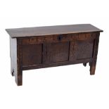 Small 18th century oak triple panel coffer, the hinged cover enclosing an open interior over a