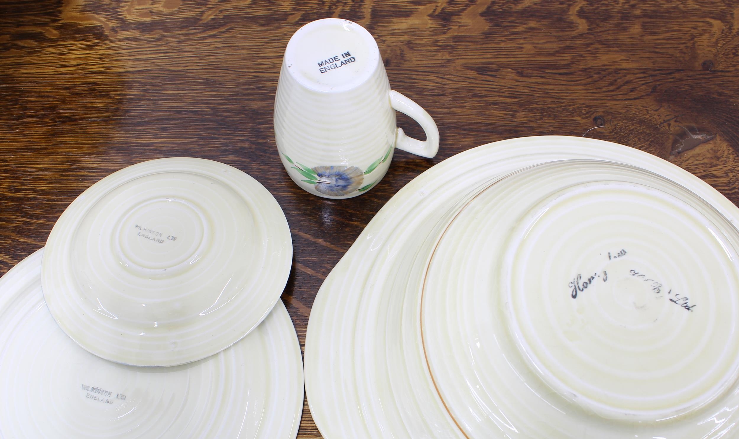 Selection of Wilkinson 'Clarice Cliff Honeydew' pattern pottery table wares to include three - Image 2 of 2