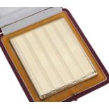 Fine Art Deco 18ct yellow gold engine turned cigarette case, 166.6gm, 4" x  3.25", in a red