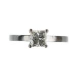 Good modern platinum princess-cut diamond ring, 0.87ct approx, clarity SI1, colour I, width 6.5mm,