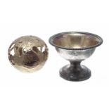 Mcmillan & Wife Limited Collection gilded pewter openwork paperweight 'Mouse',