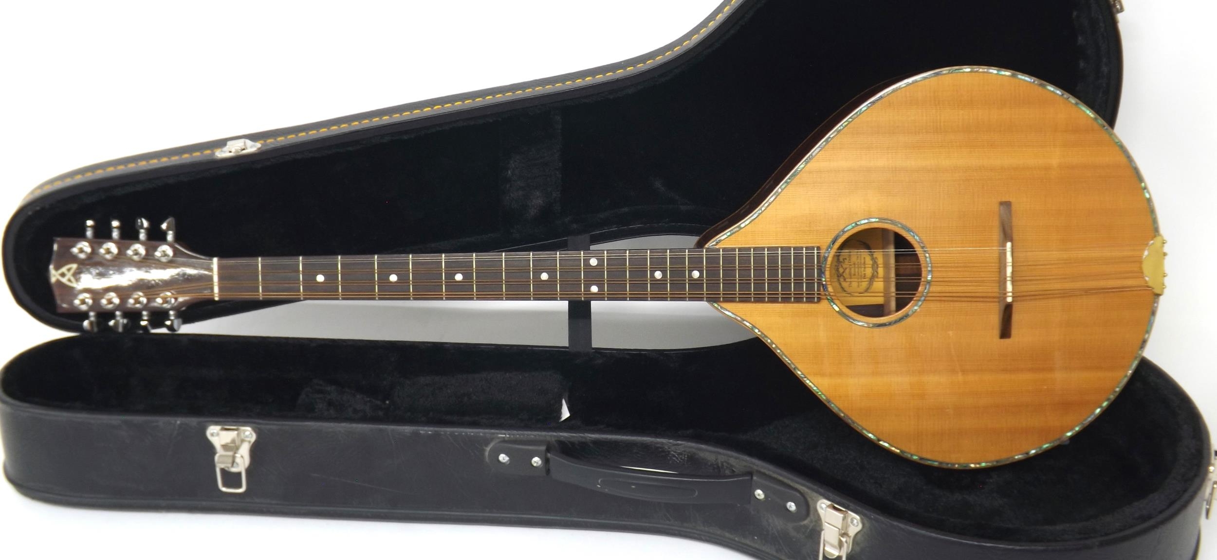 Contemporary bouzouki by and labelled The Ashbury Deluxe, made by craftsmen in Vietnam to the design - Image 2 of 2