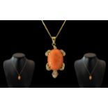 Ladies - 18ct Gold Superb Bespoke Coral