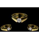 Ladies Attractive - 18ct Gold Stylish Se