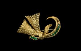 Ladies - 18ct Gold Brooch Set with Emeralds - Marked 18ct. Pleasing Form / Design. All Aspects of