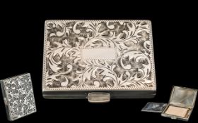1920's Period - Ladies Superb Quality Sterling Silver Compact of Superior Quality With Deep Cut