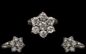 Ladies - Excellent Quality 18ct White Gold - Diamond Set Cluster Ring, Flower head Setting.