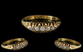 Ladies - 18ct Gold Attractive 5 Stone Diamond Set Ring - Gallery Setting.
