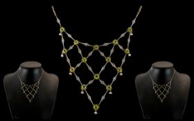 Antique Period - Attractive and Exquisite 15ct Gold Peridots,
